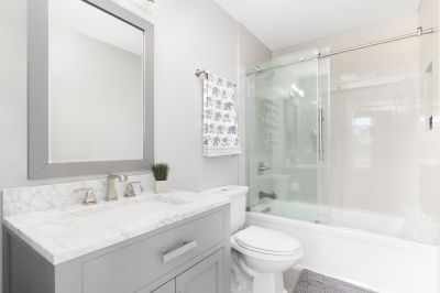 Top Bathtub Installation Companies in Shelbyville, IN